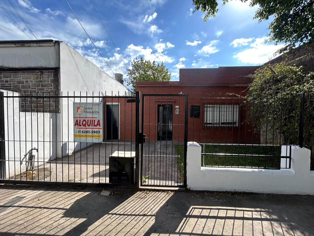 ALQUILER/VIVIENDA/PROF/COMERCIAL/3 AMB.JARDÍN/COCHERA-SAN MIGUEL