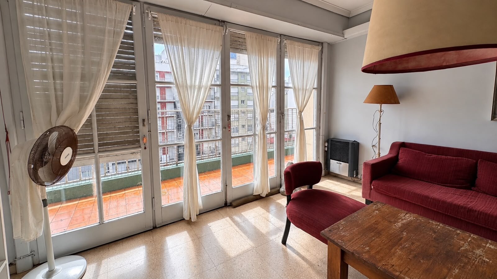 DEPARTAMENTO 4 AMBIENTES CON COCHERA - 3