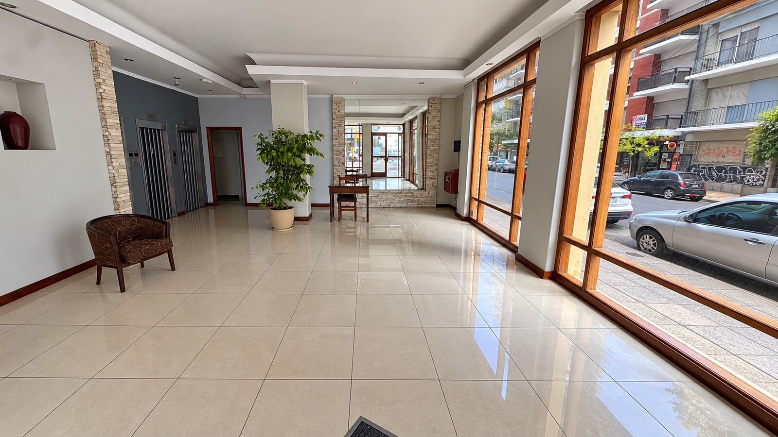 DEPARTAMENTO 4 AMBIENTES CON COCHERA - 22