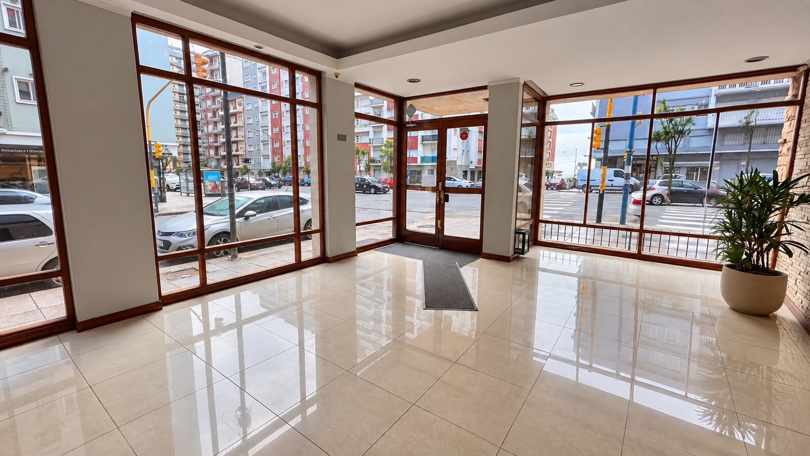 DEPARTAMENTO 4 AMBIENTES CON COCHERA - 23