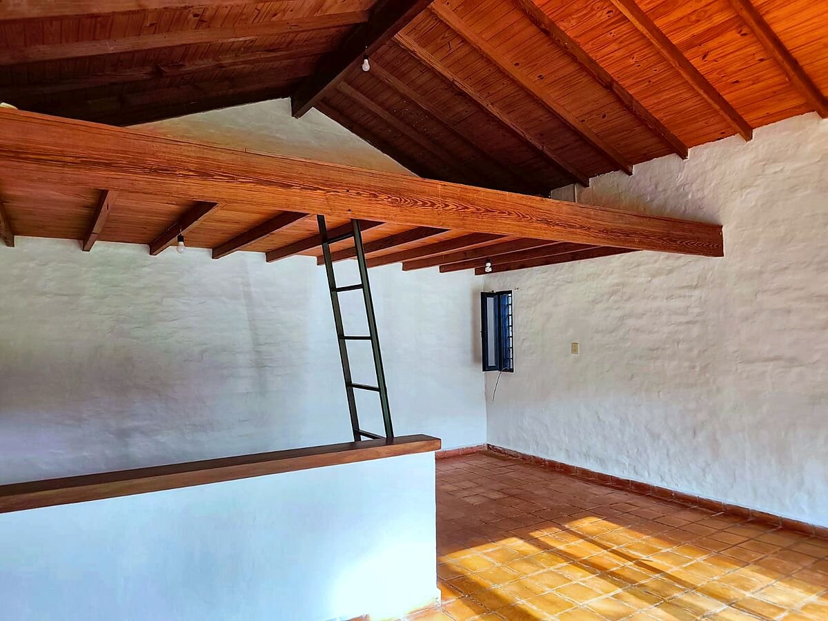 Casa en venta 2 dorm + quincho, parque de 1.200 m² a 150 m del río, Anisacate — foto 8
