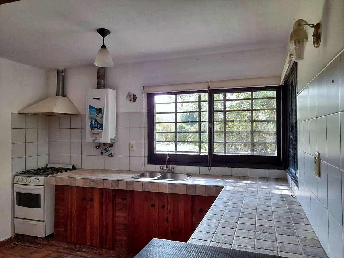 Casa en venta 2 dorm + quincho, parque de 1.200 m² a 150 m del río, Anisacate — foto 12