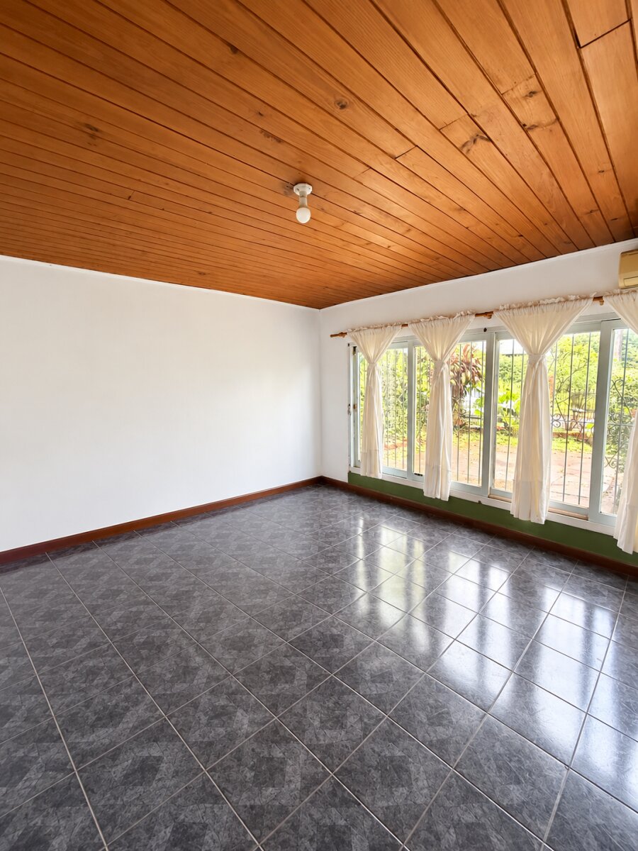 CASA DE 3 HABITACIONES EN ALQUILER Y VENTA SOBRE CALLE PARAGUAY KM8 DE ELDORADO | MISIONES — foto 9