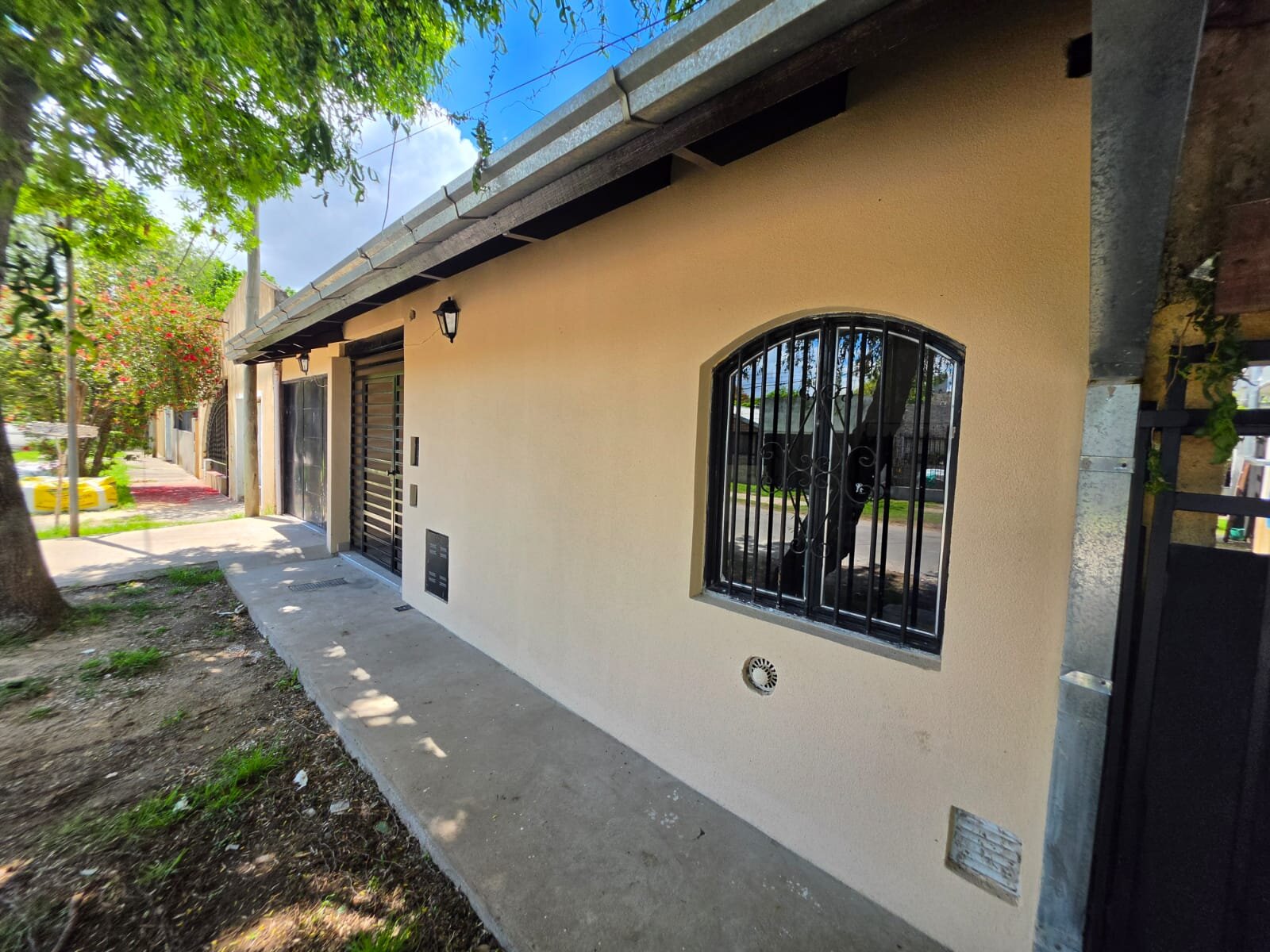 VENTA CASA DOS DORM+PATIO BAIGORRIA — foto 3