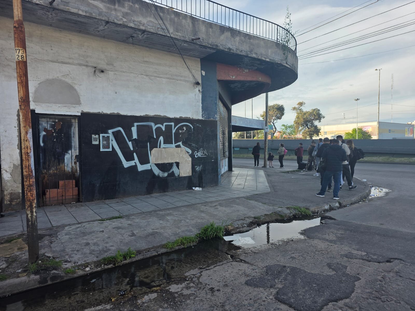 Excelente Local Comercial en Alquiler - en Sa Justo — foto 4