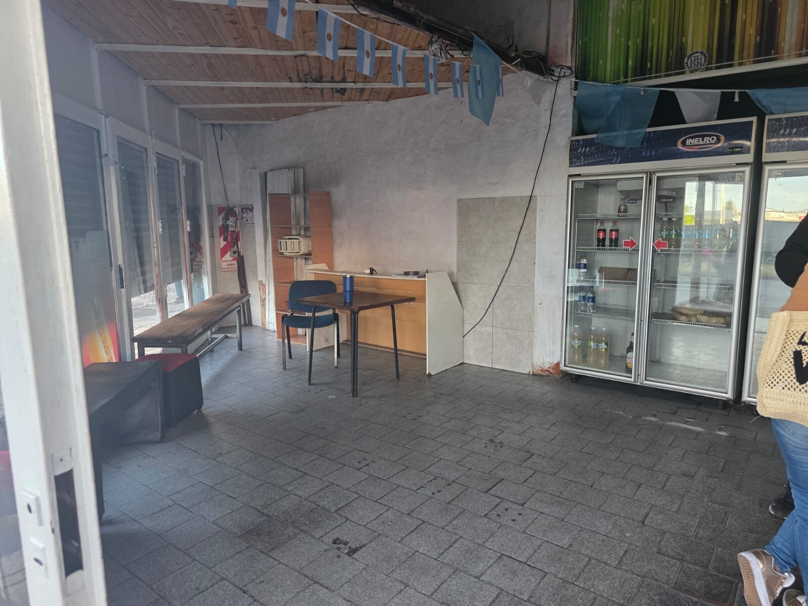 Excelente Local Comercial en Alquiler - en Sa Justo — foto 2