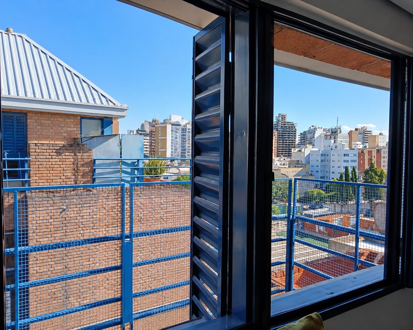 Duplex de 2 dormitorios y 2 baños con terraza propia en Alberdi — foto 3