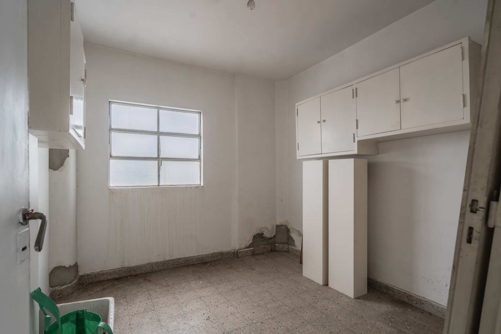 DEPARTAMENTO 4 AMB + ESTUDIO - A RECICLAR - FLORES - 31