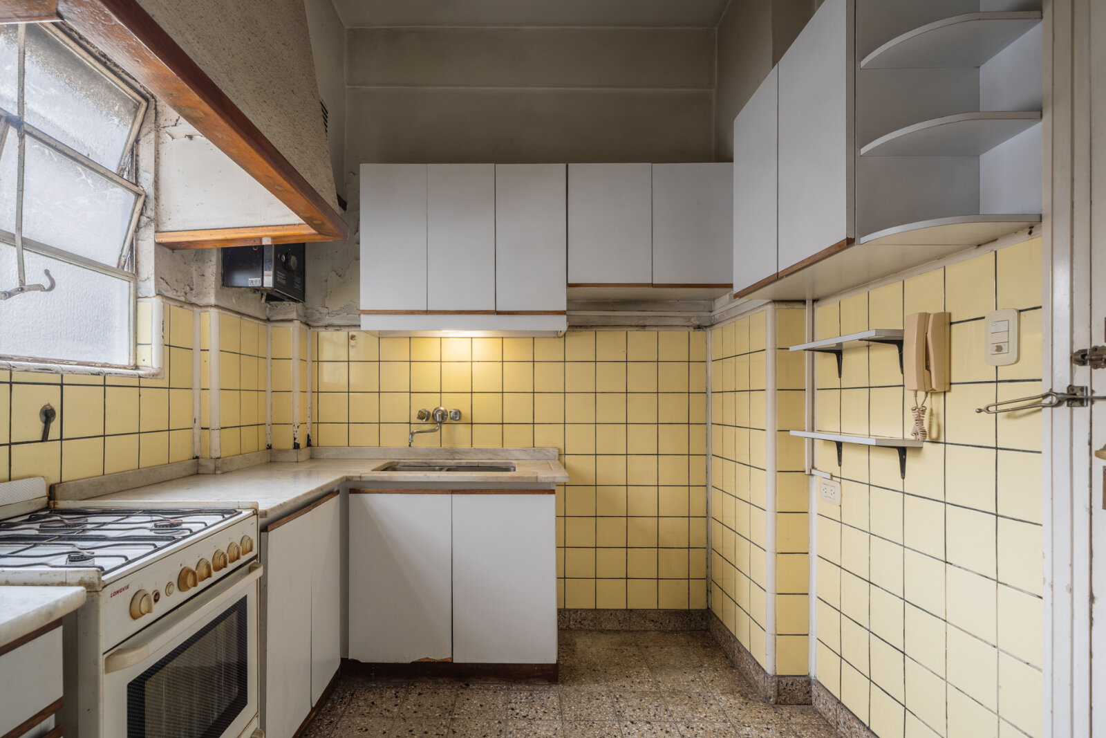 DEPARTAMENTO 4 AMB + ESTUDIO - A RECICLAR - FLORES - 28