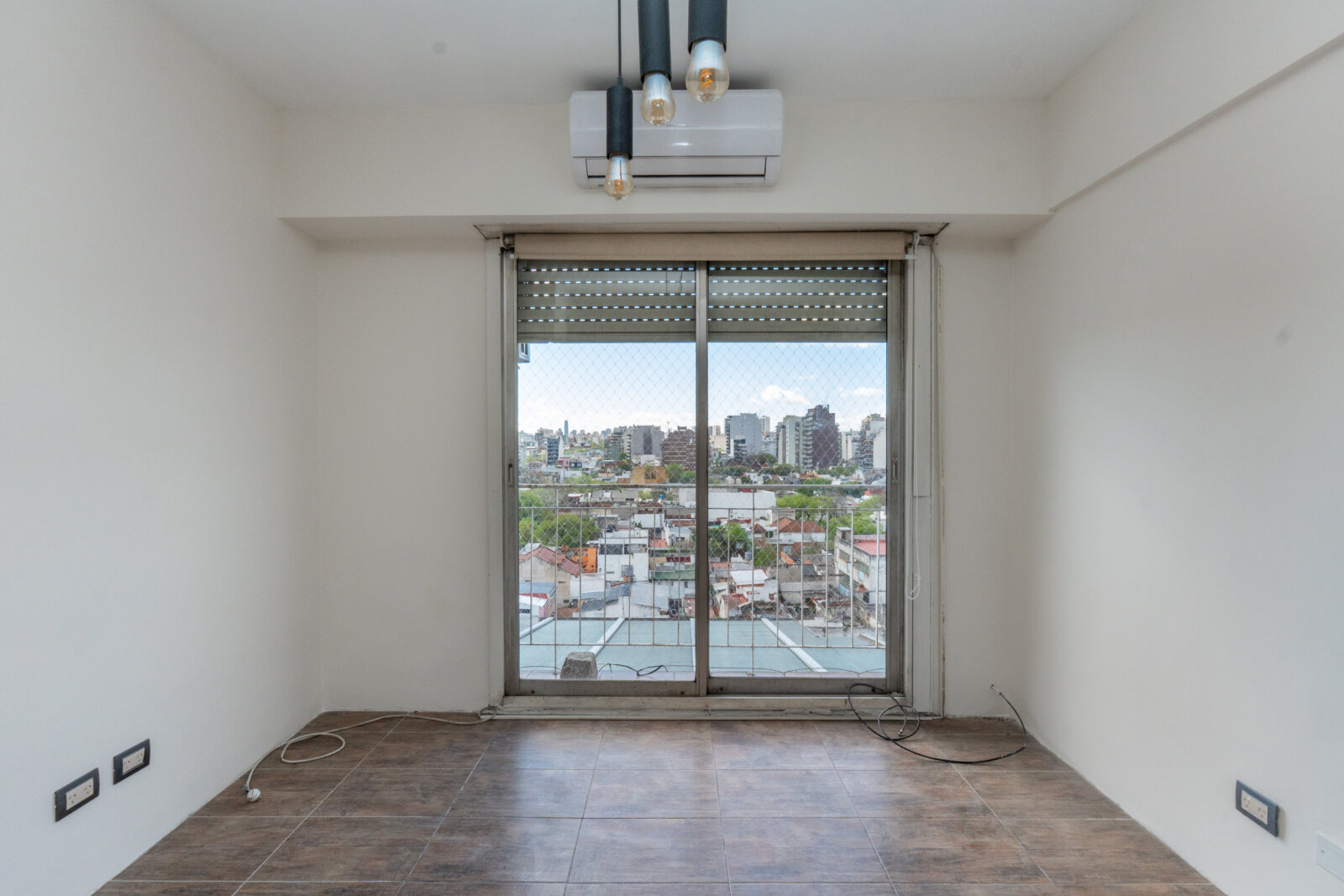 Departamento Tres ambientes en Alquiler,$850.000.-, Maza al 1.500 Muy Luminoso. — foto 12