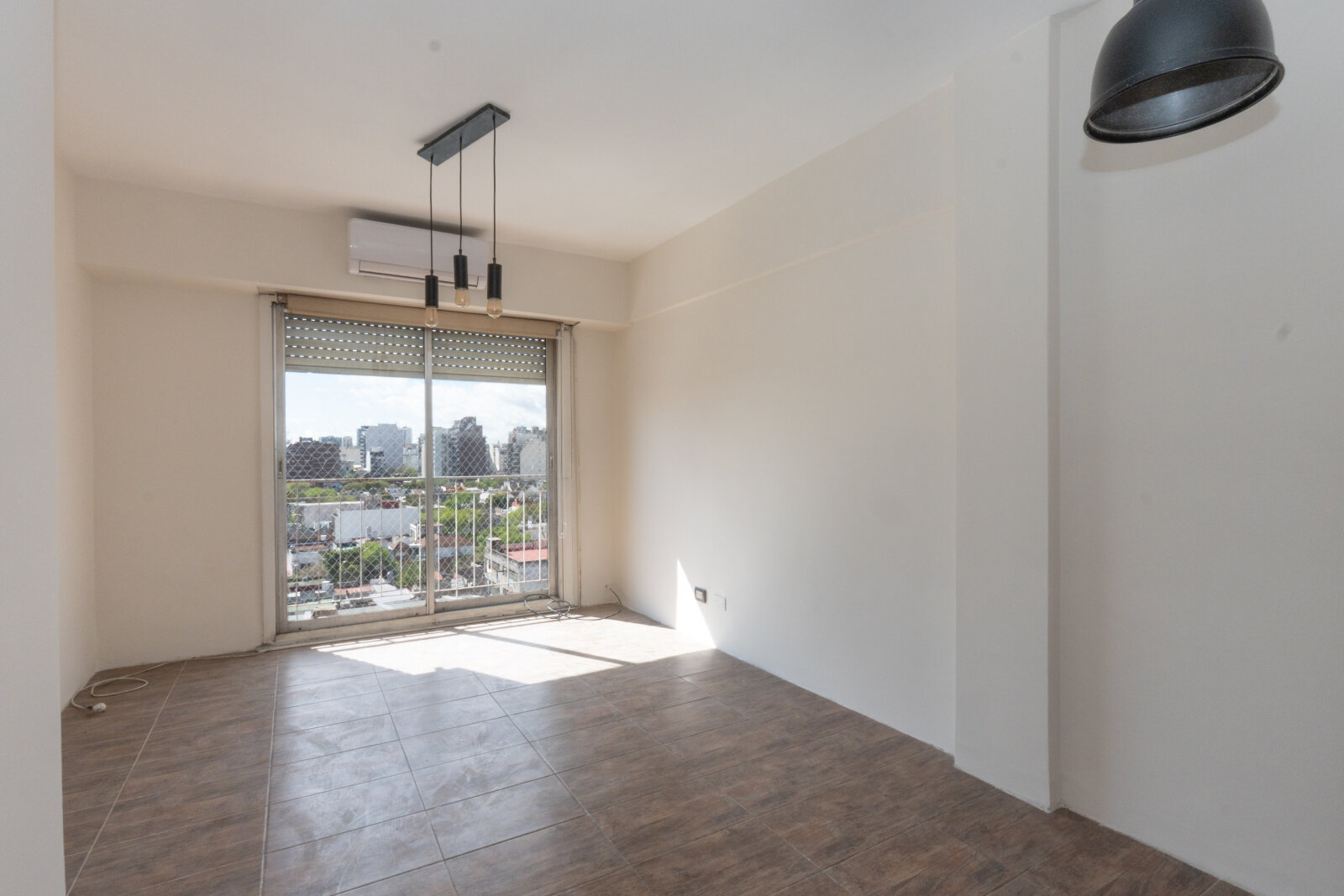 Departamento Tres ambientes en Alquiler,$850.000.-, Maza al 1.500 Muy Luminoso. — foto 11