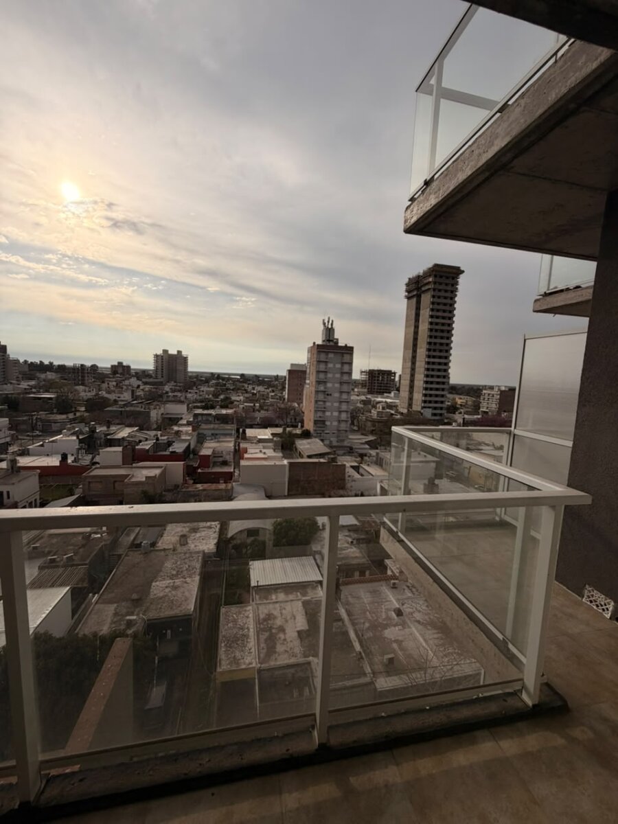 GRAL LOPEZ 2065 PISO 6 SAN LORENZO — foto 4