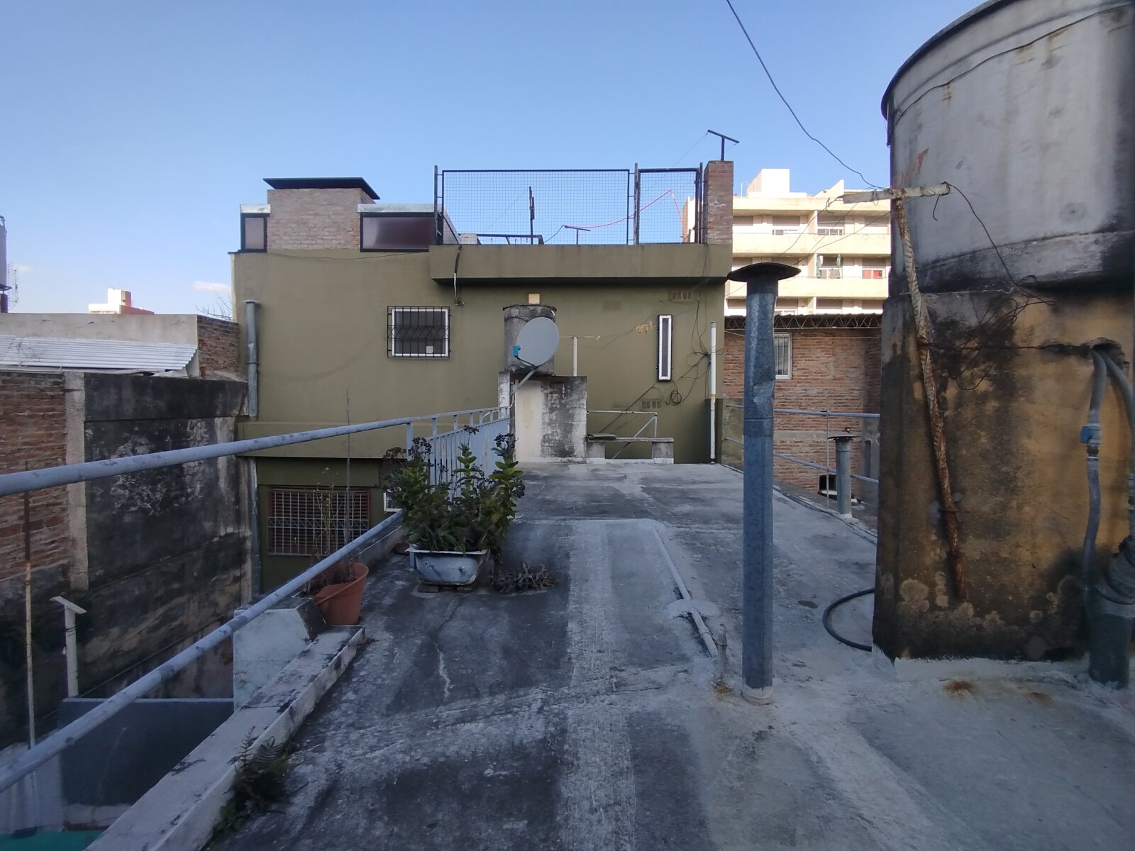 España 2072 ( Pasillo sin expensas ) - 15