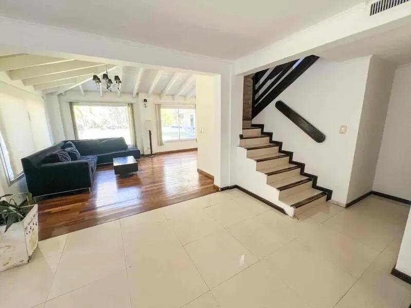 Venta Casa 6 ambientes pileta y quincho en Echeverría del Lago canning — foto 9