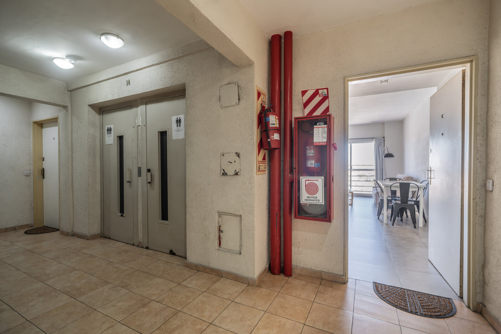 Departamento de dos ambientes, piso alto, muy Luminoso. - 17
