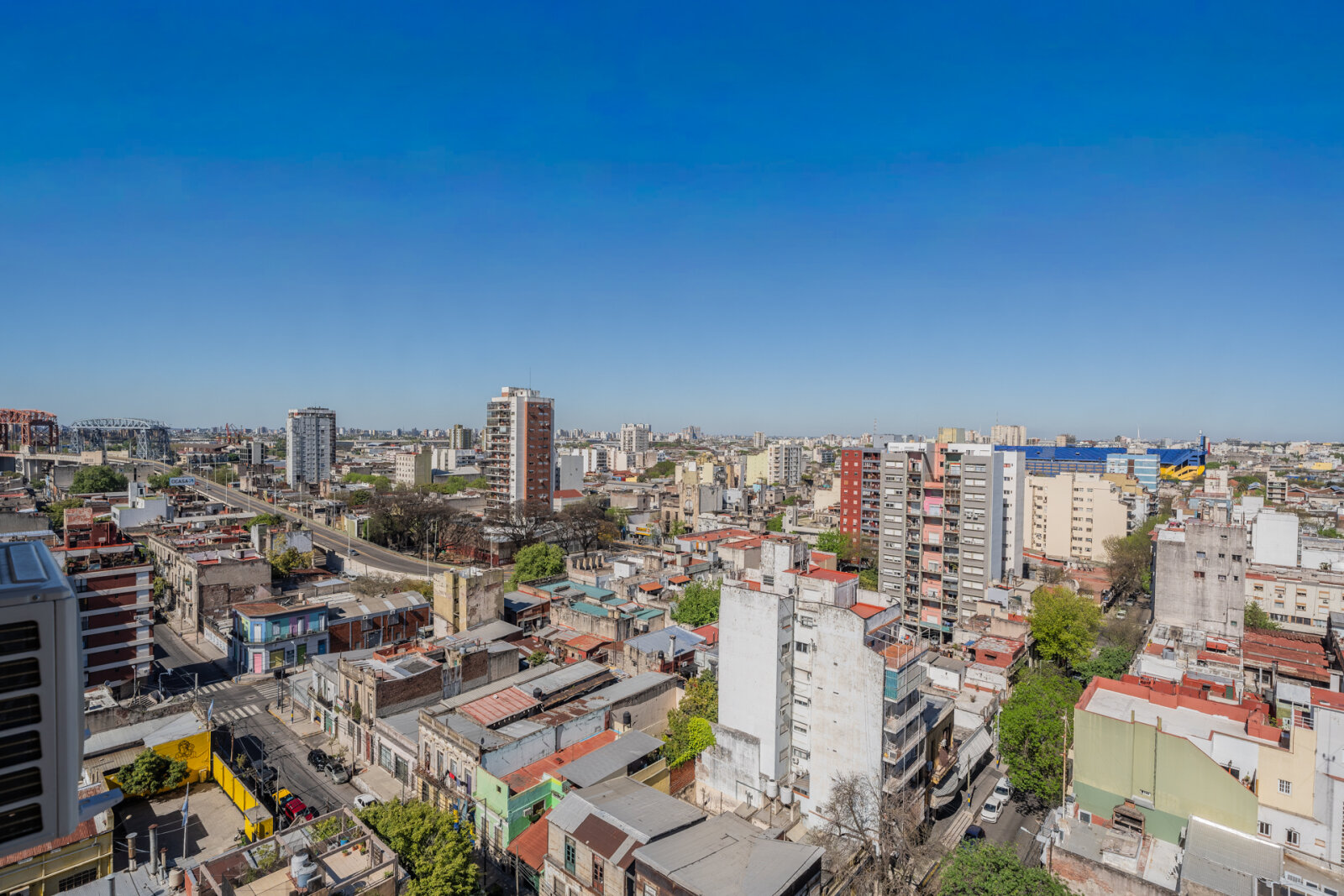 Departamento de dos ambientes, piso alto, muy Luminoso. — foto 14