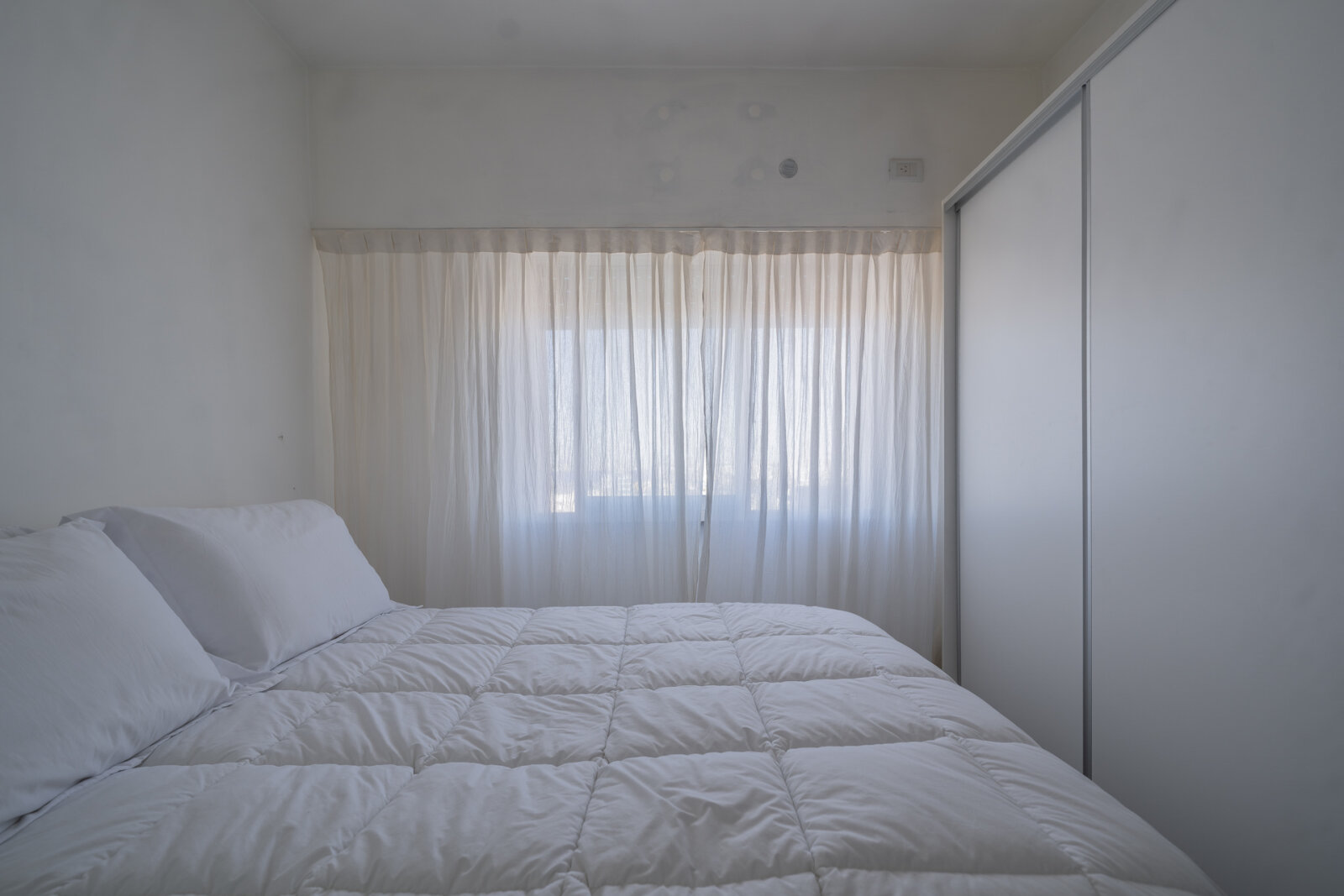 Departamento de dos ambientes, piso alto, muy Luminoso. — foto 10