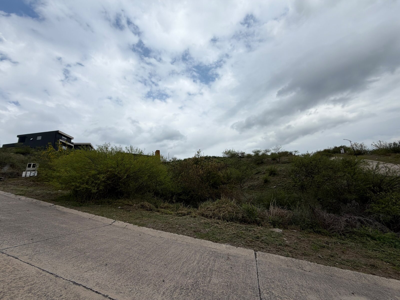 LOTE EN MAITENES DE LA DESEADA EN VENTA - 4