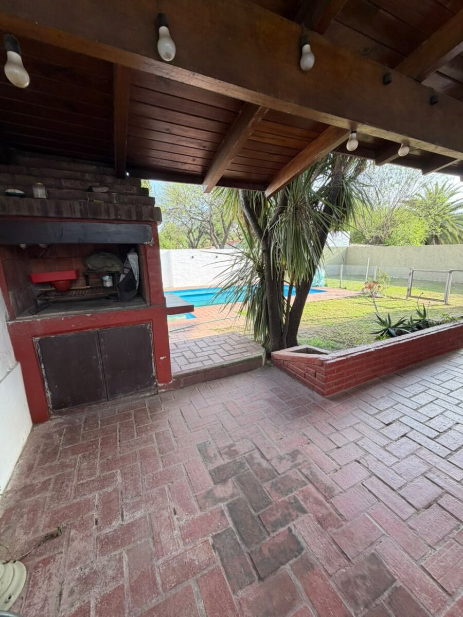 VENTA CASA 5 DORMITORIOS ZONA VILLA WALCARDE - 30
