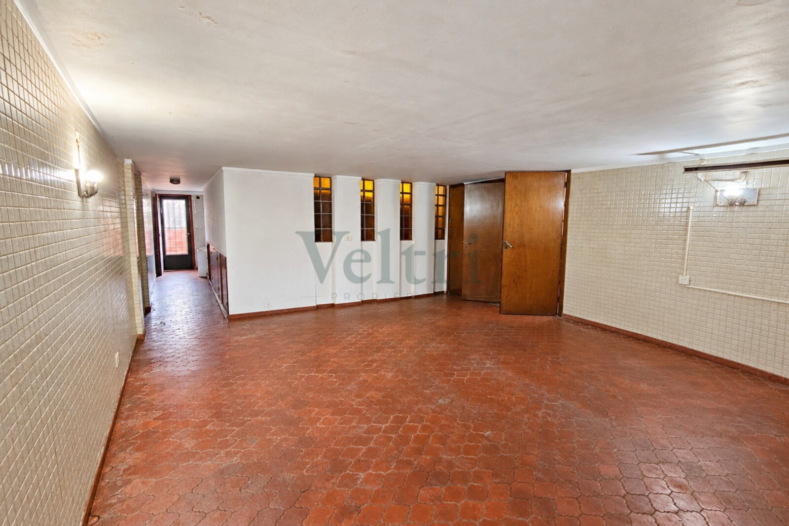 VENTA CASA DE 4 AMBIENTES CON JARDÍN, QUINCHO Y PILETA EN BERNAL - 18