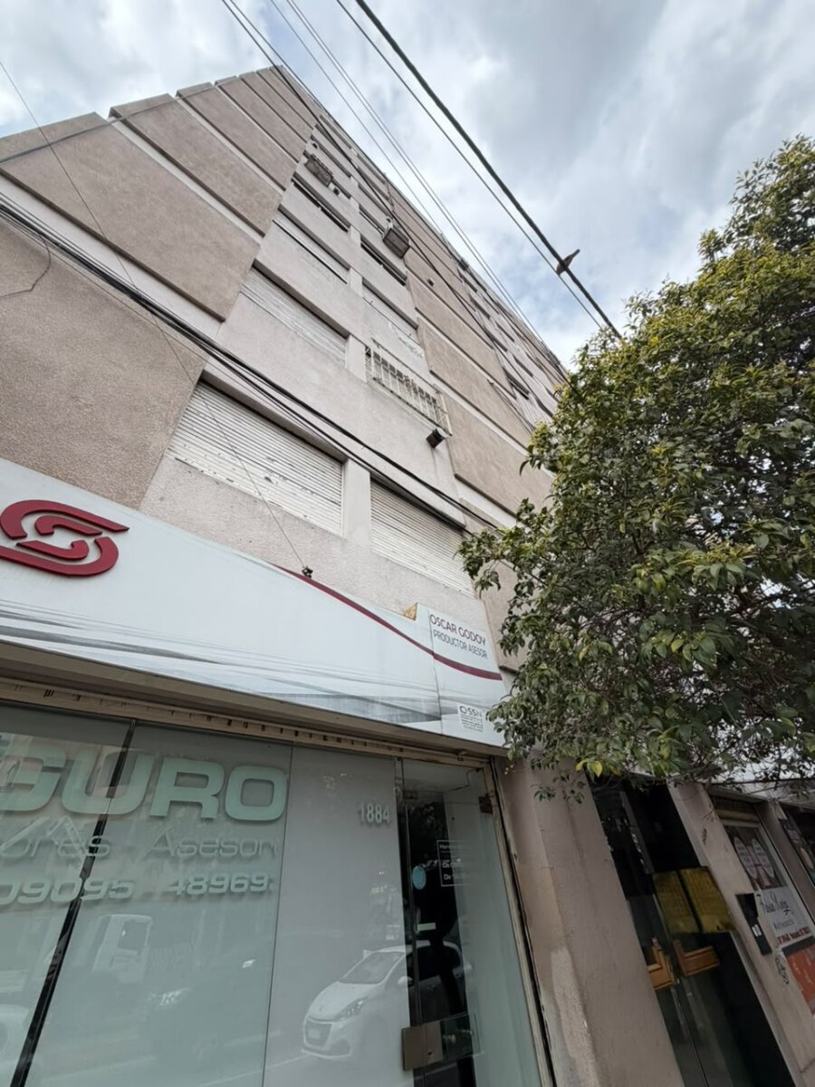 ALQUILER DEPTO 2 DORMITORIOS ALBERDI - Imagen 2