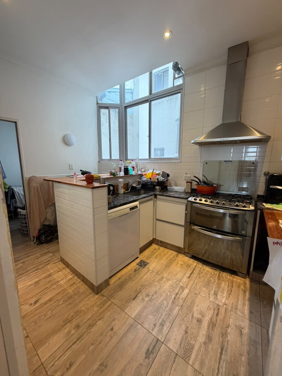 Excelente departamento tres ambientes en venta en Barracas - 26