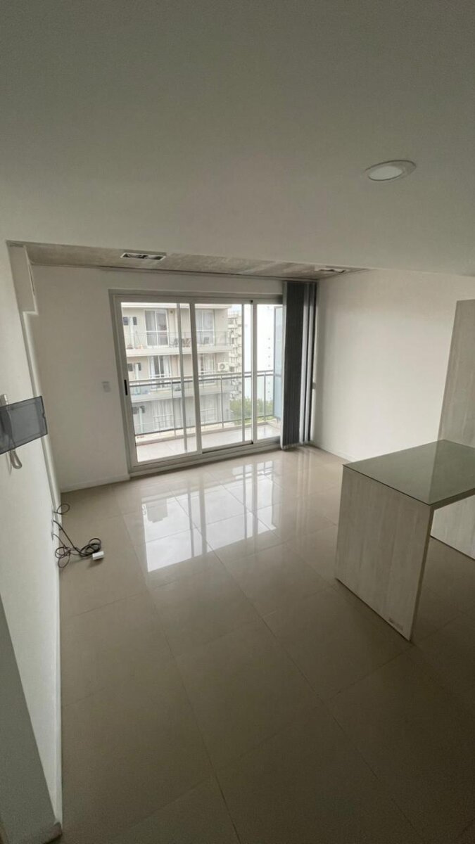 Francia y 3 de Febrero, 1 Dormitorio de calidad. — foto 4