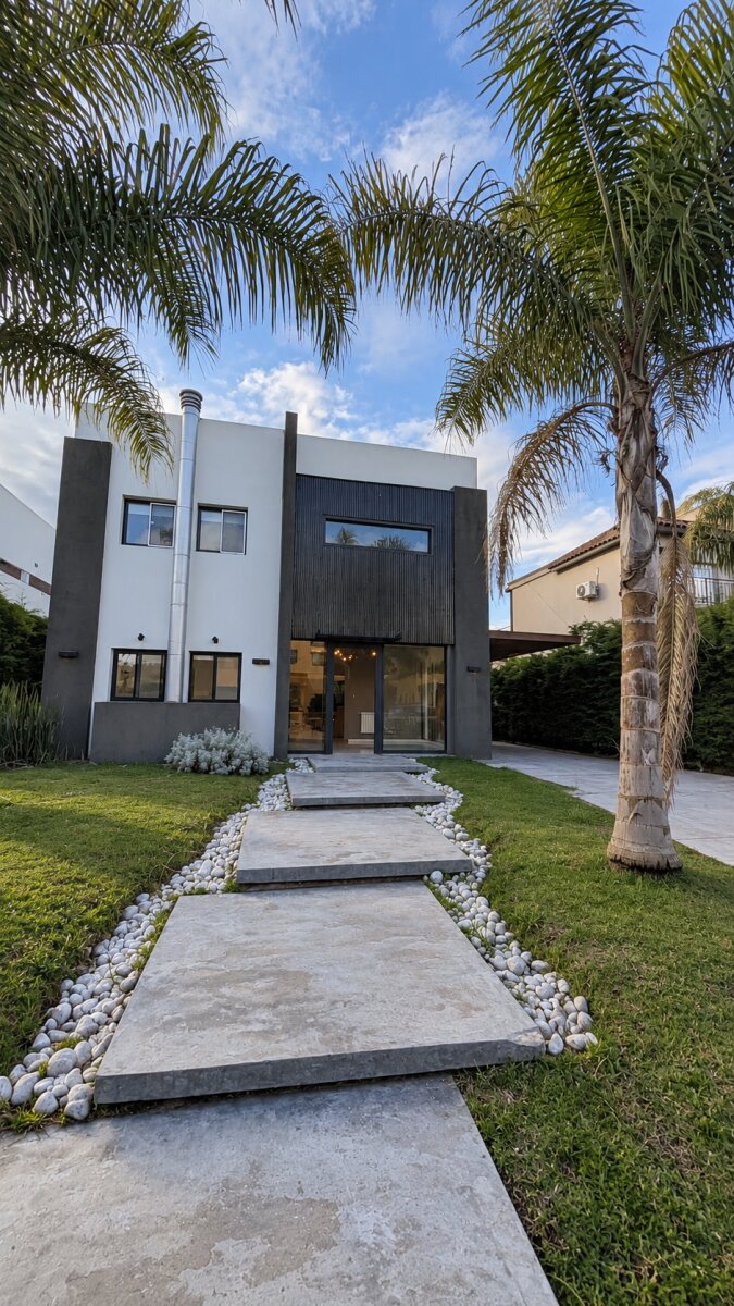 VENTA CASA 5 AMB ALTOS DE HUDSON II - 2