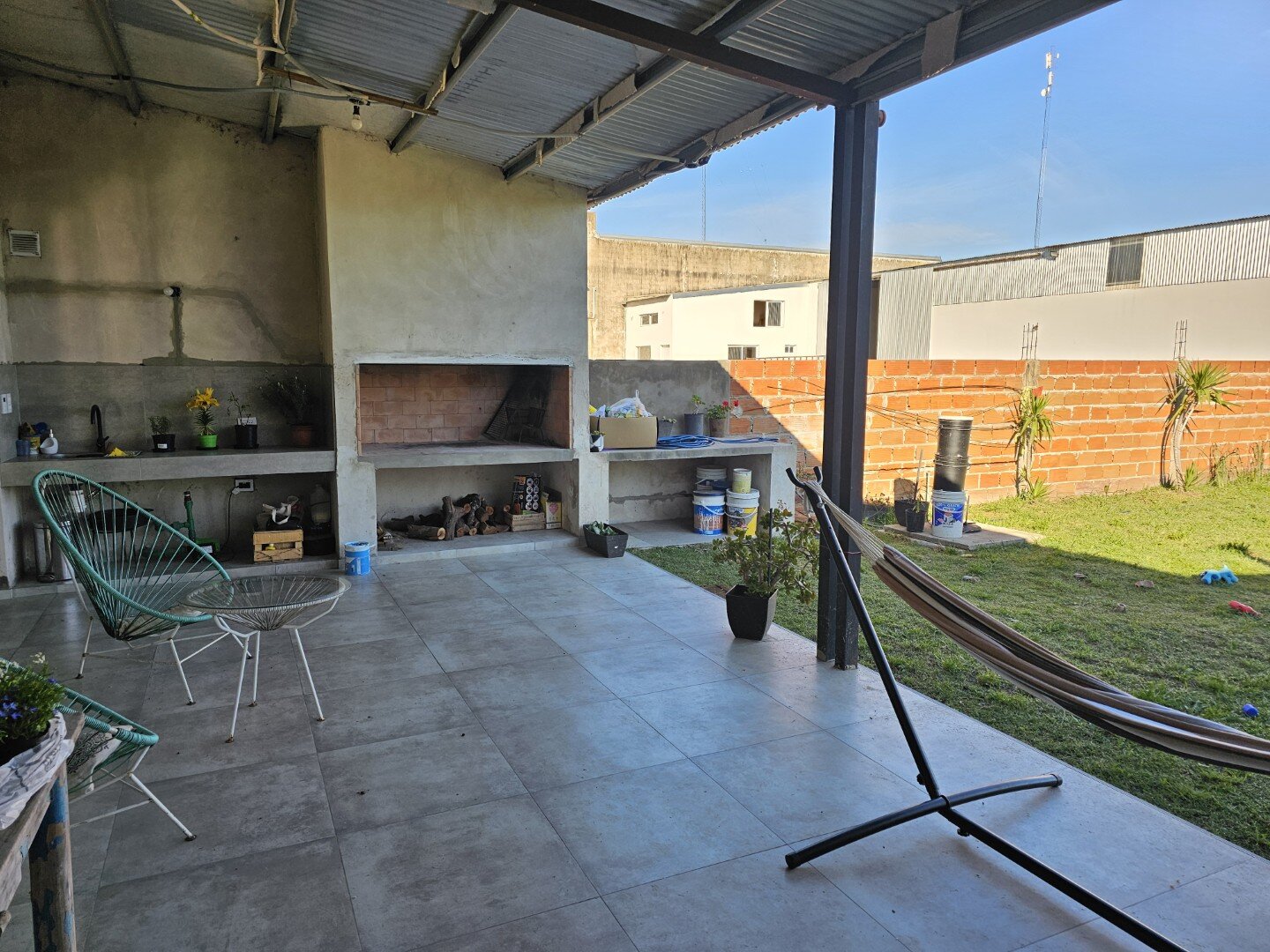 Casa moderna y funcional de dos plantas, cuatro dormitorios y cuatro baños — foto 14