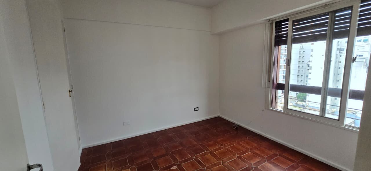 Tres ambientes luminoso con balcón — Núñez — foto 8