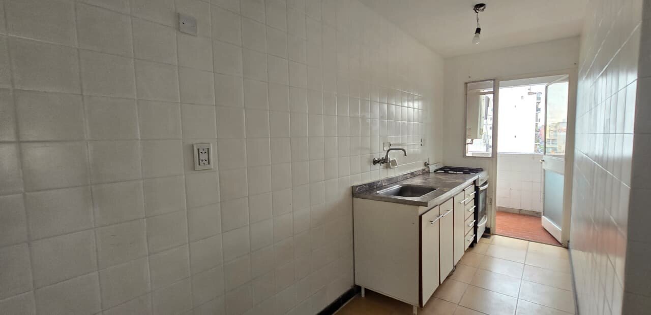 Tres ambientes luminoso con balcón — Núñez — foto 12