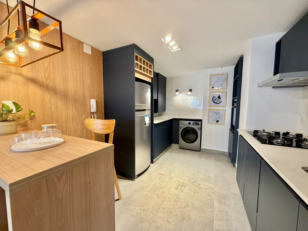 VENTA | Dpto 3 ambientes con balcón plaza Colón - 2