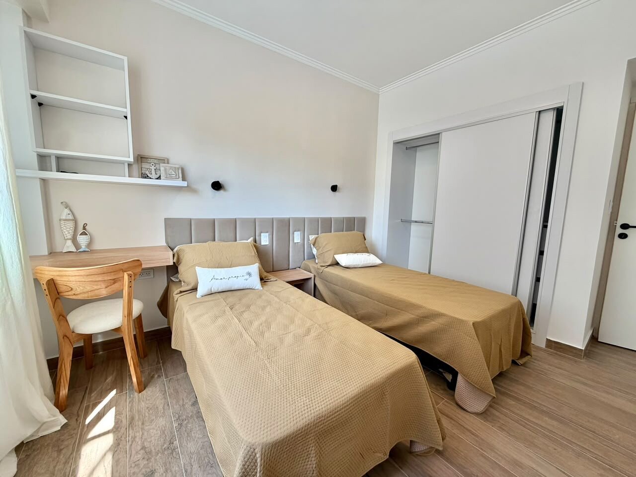 VENTA | Dpto 3 ambientes con balcón plaza Colón - 11
