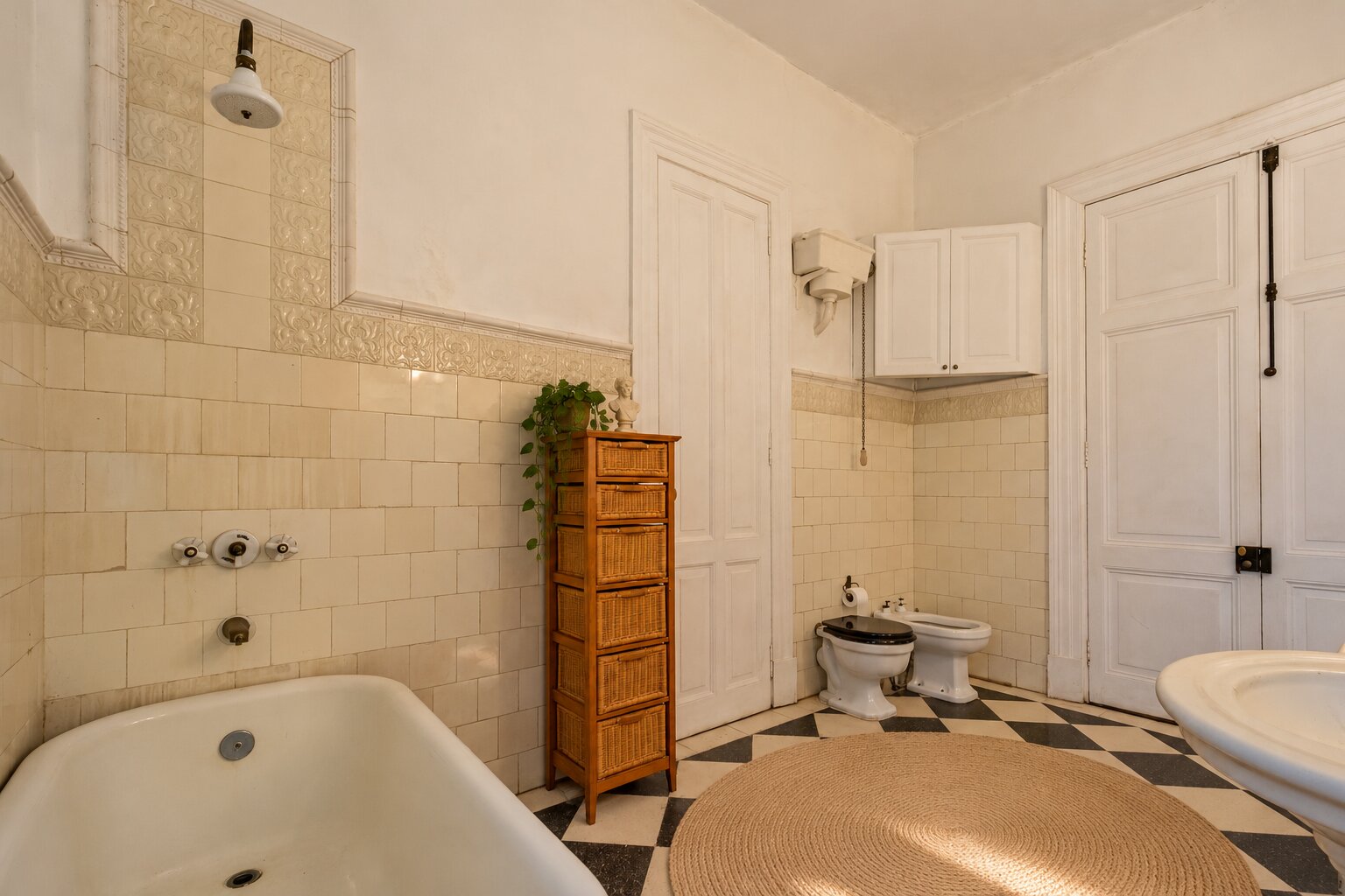 Casona - 8.000 m² de Historia – Entorno Parque Leloir - 25