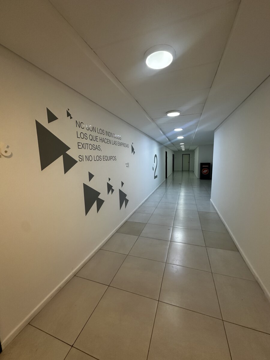 Venta oficinas FISHERTON PLAZA - 3