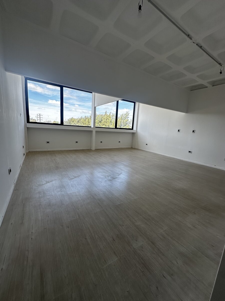 Venta oficinas FISHERTON PLAZA - 18