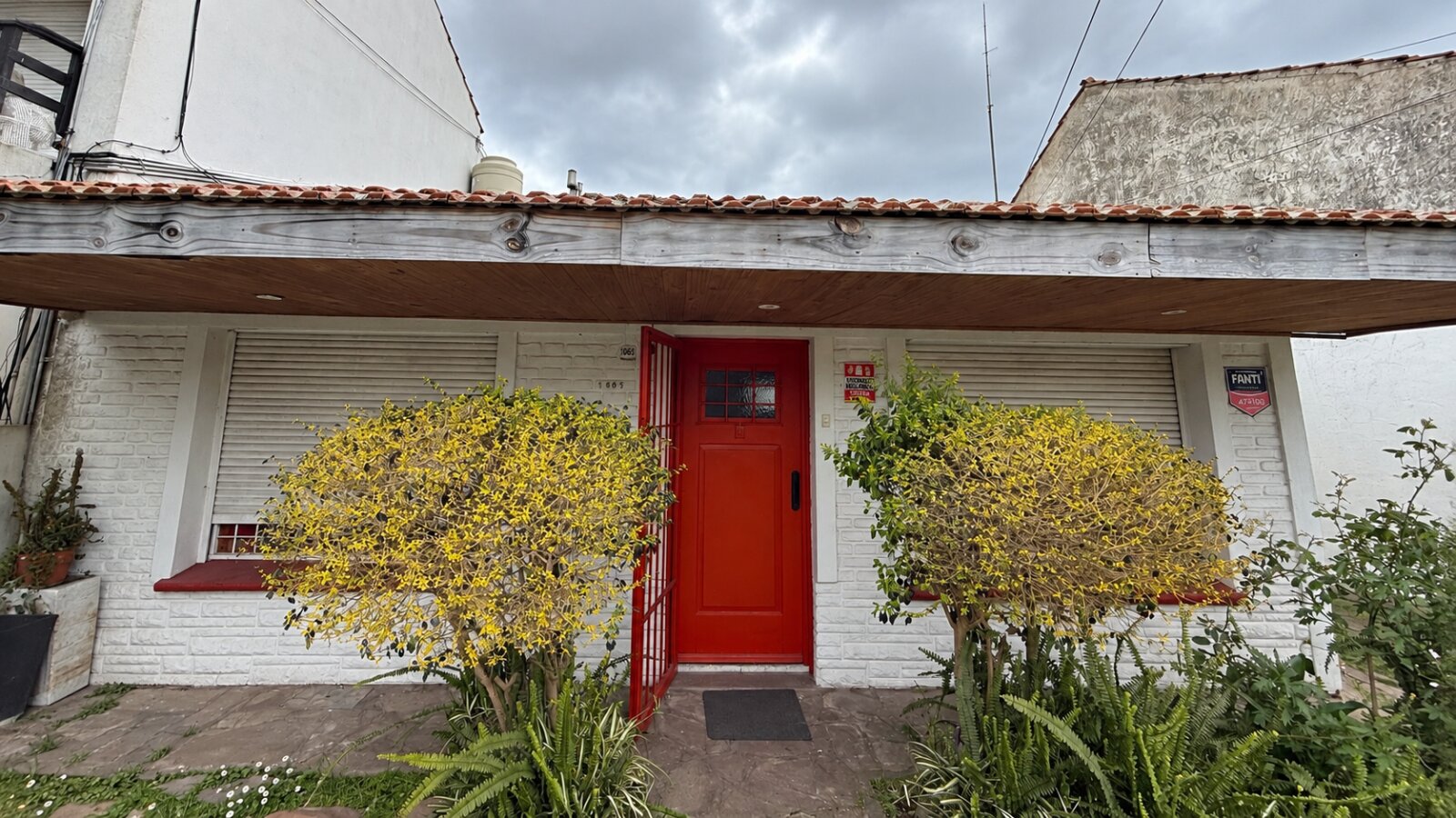 CASA PH 3 AMBIENTES AL FRENTE APTA CRÉDITO CON PATIO Y GRAN POTENCIAL DE AMPLIACIÓN | ZONA CONSTITUCIÓN - 2