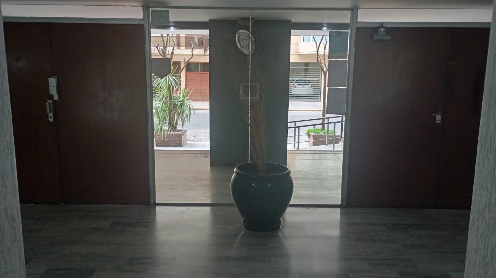 VENTA DEPARTAMENTO 2 AMBIENTES CON COCHERA Y BAULERA - 24