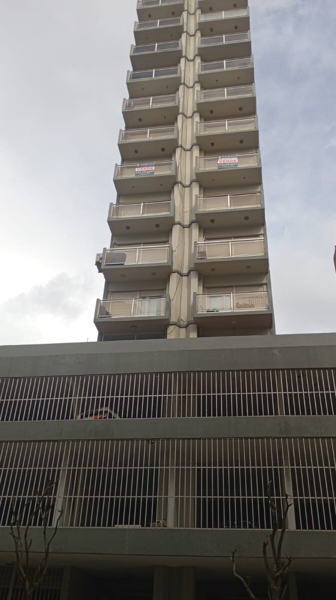 VENTA DEPARTAMENTO 2 AMBIENTES CON COCHERA Y BAULERA - 19
