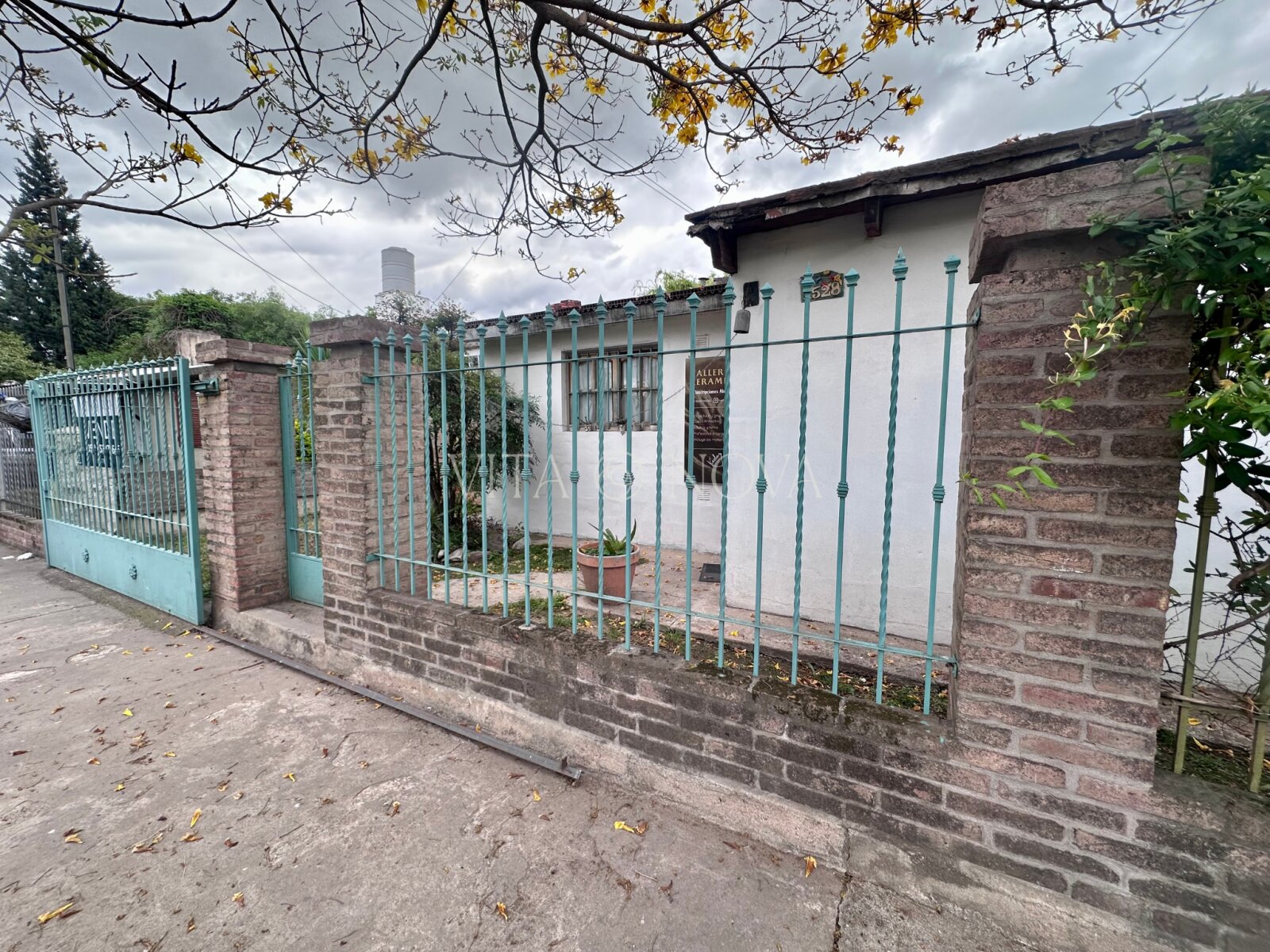 VENTA CASA - B° MARQUES DE SOBREMONTE MUNICIPAL - Imagen 3