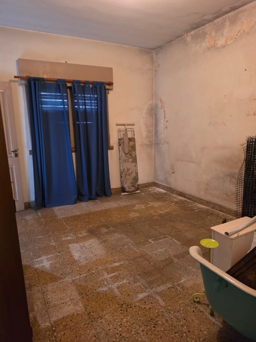 VENTA CASA 3 AMB. A MODERNIZAR VILLA LUZURIAGA — foto 9