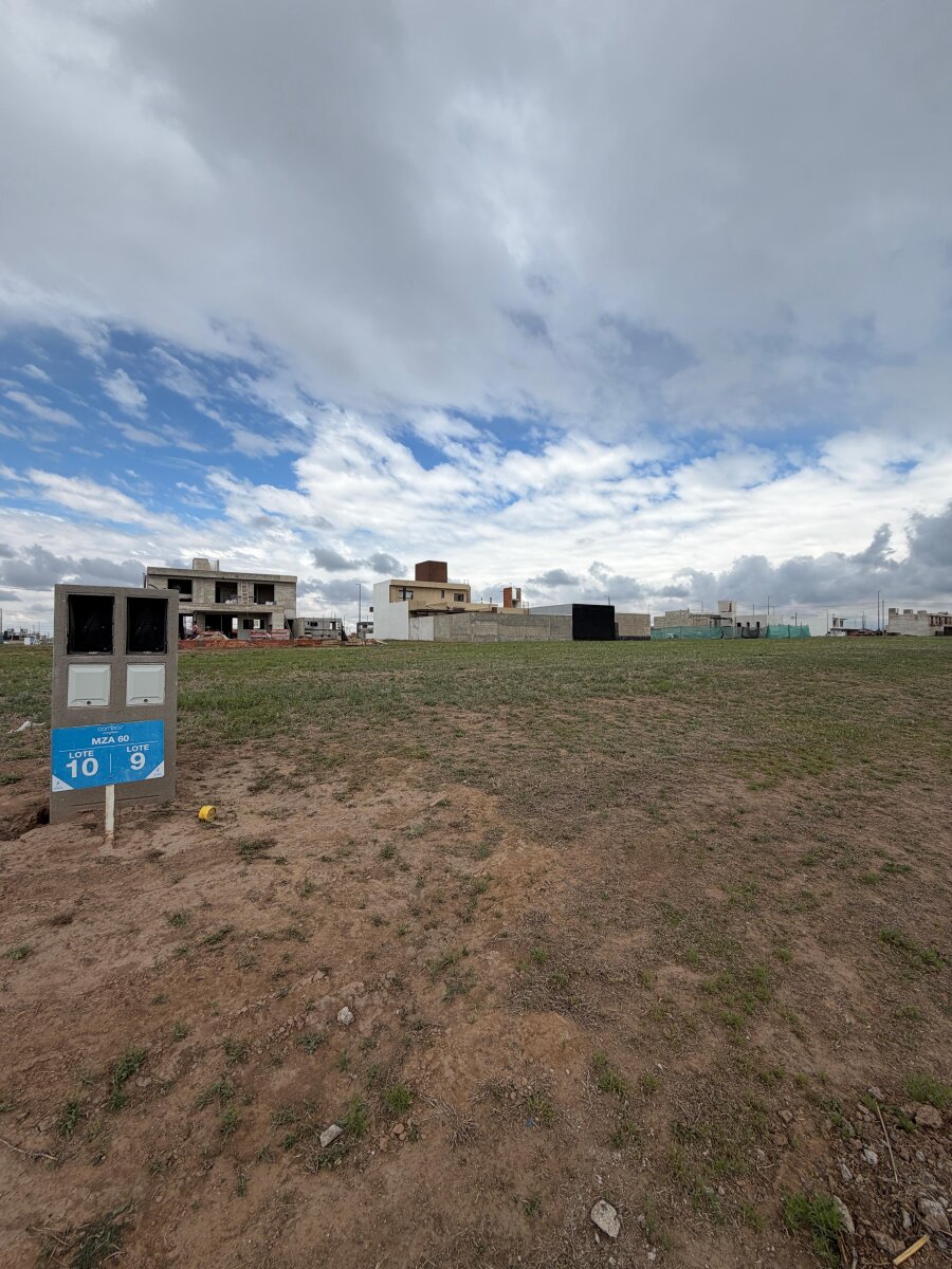 ¡Venta! Lote en Campos de Manantiales ¡Posesión Inmediata! - Imagen 4