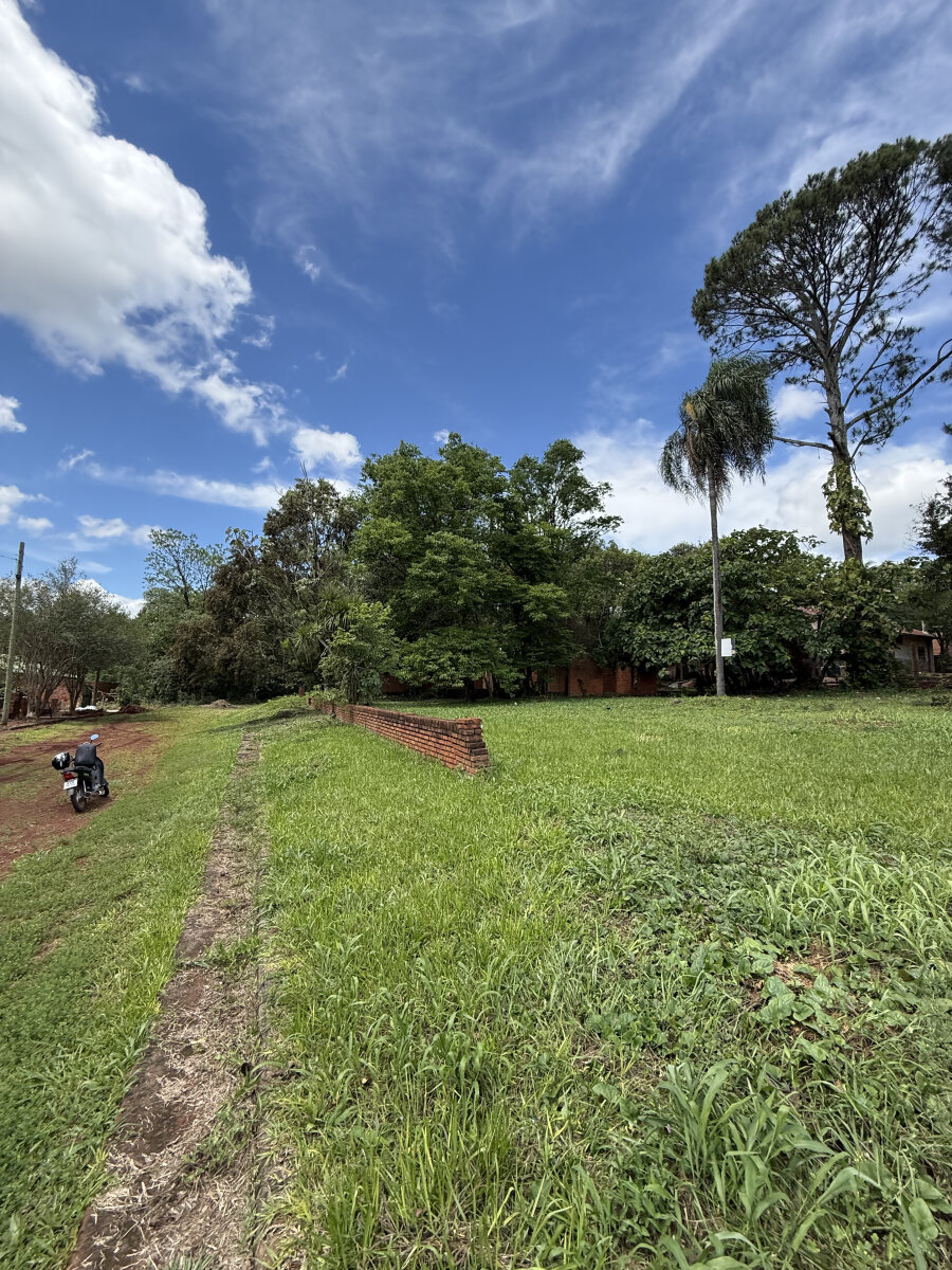 2 LOTES RESIDENCIALES EN VENTA UBICADOS SOBRE CALLE AGR. POMAR Y BRASILIA KM10 | ELDORADO MISIONES - 1