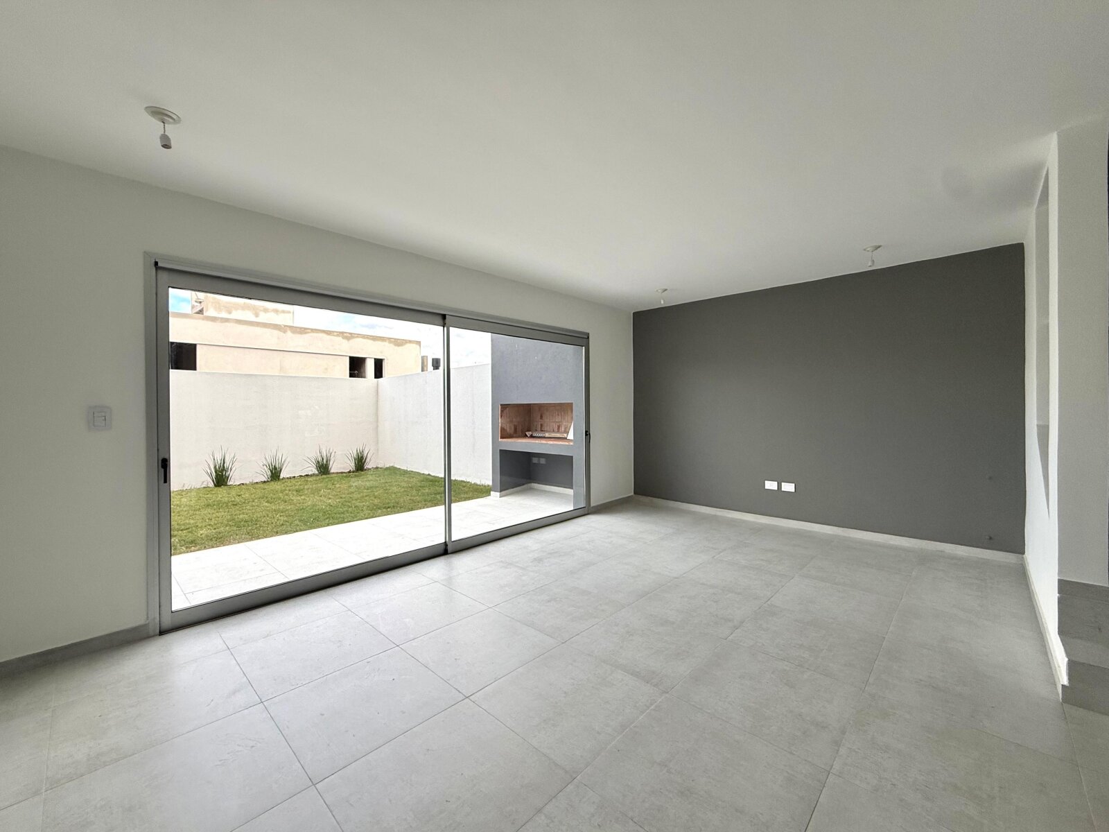 Duplex en Venta Miradores de Manantiales 2 - 3D 3B - En Obra Entrega Diciembre 2026 - Imagen 2