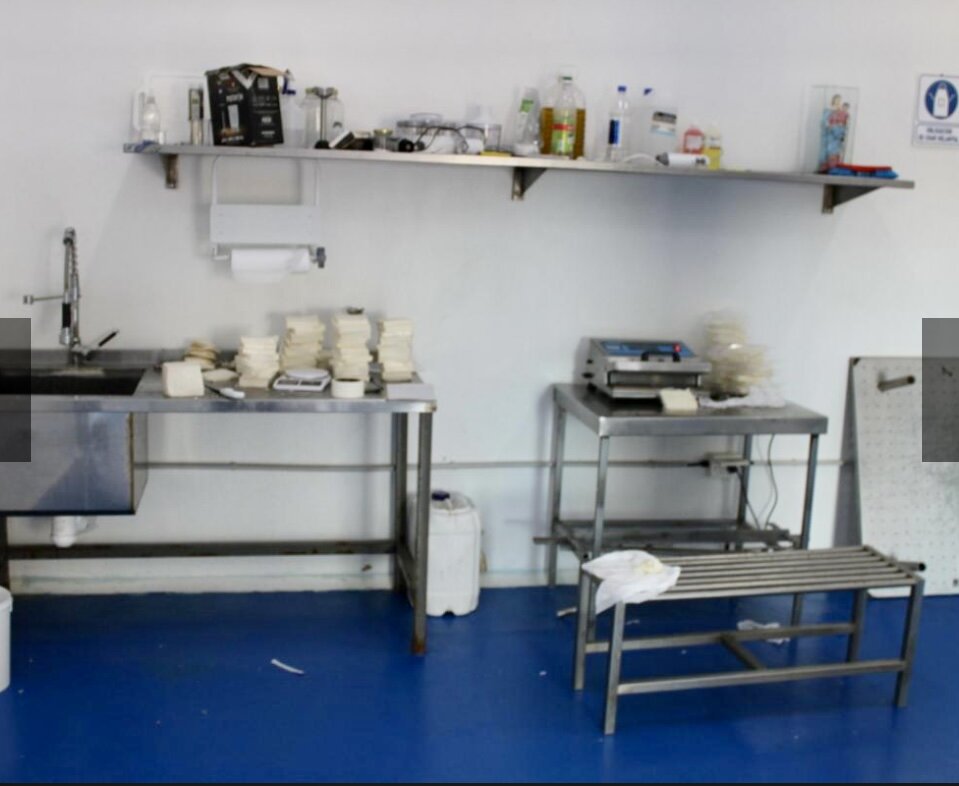 Tambo Caprino Automatizado en Venta - 27 Ha con Fondo de Comercio + Restaurante - Villa Larca, San Luis - 2