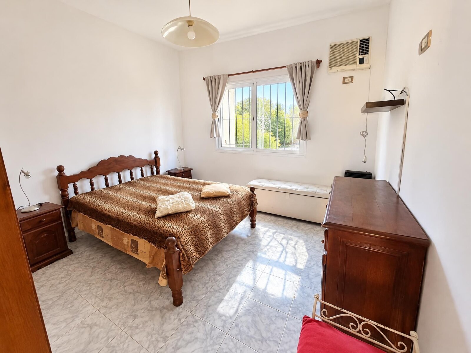 VENTA CASA 6 AMB FLORENCIO VARELA CENTRO — foto 12