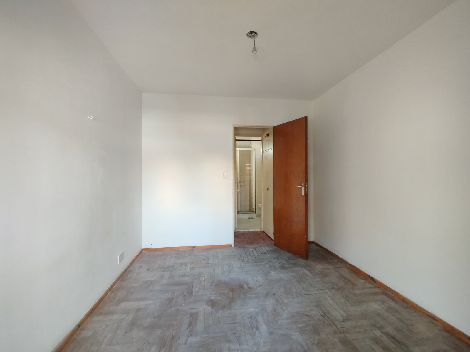 Ituzaingó 776 2 A ( Escalera) — foto 4