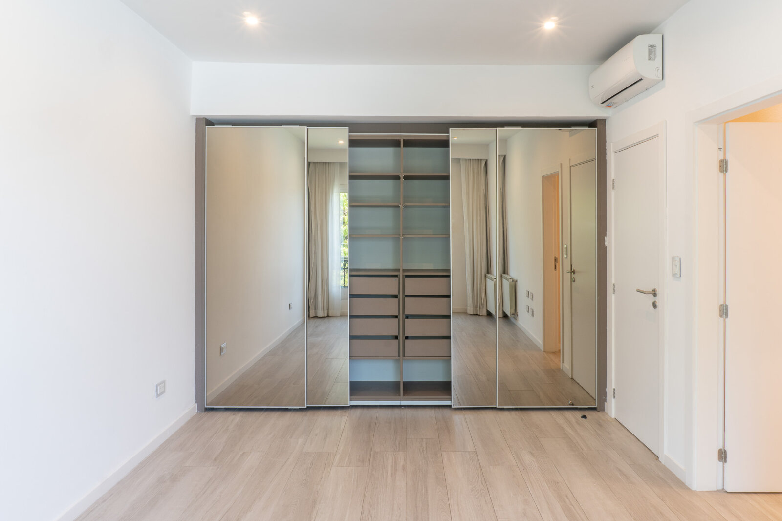 VENTA DEPARTAMENTO 2 DORMITORIOS- 2 COCHERAS- VISTA AL RÍO- AMENITIES — foto 12
