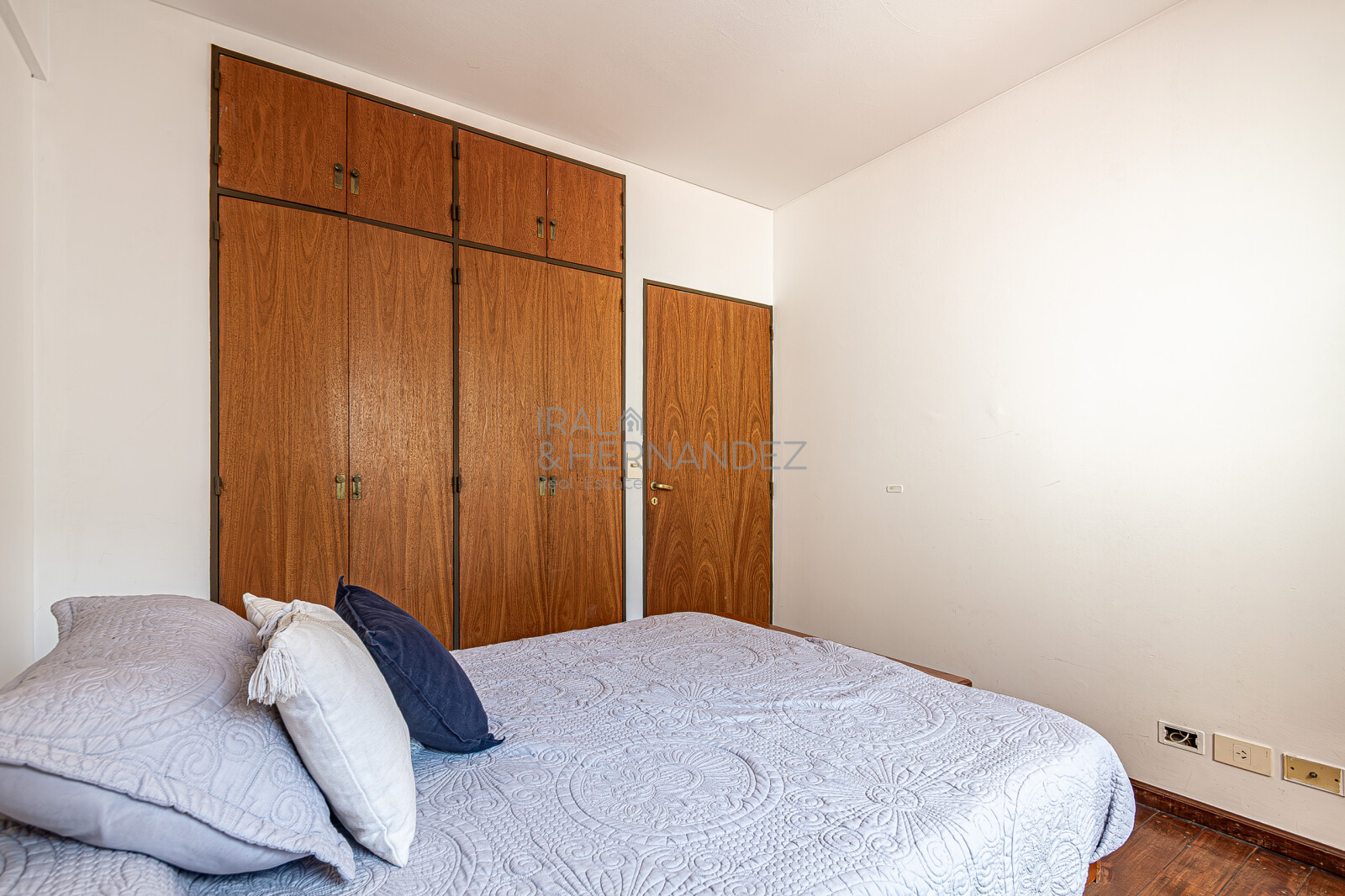 Semipiso 4 ambientes, en Av. Cabildo al 600 - Venta - 16