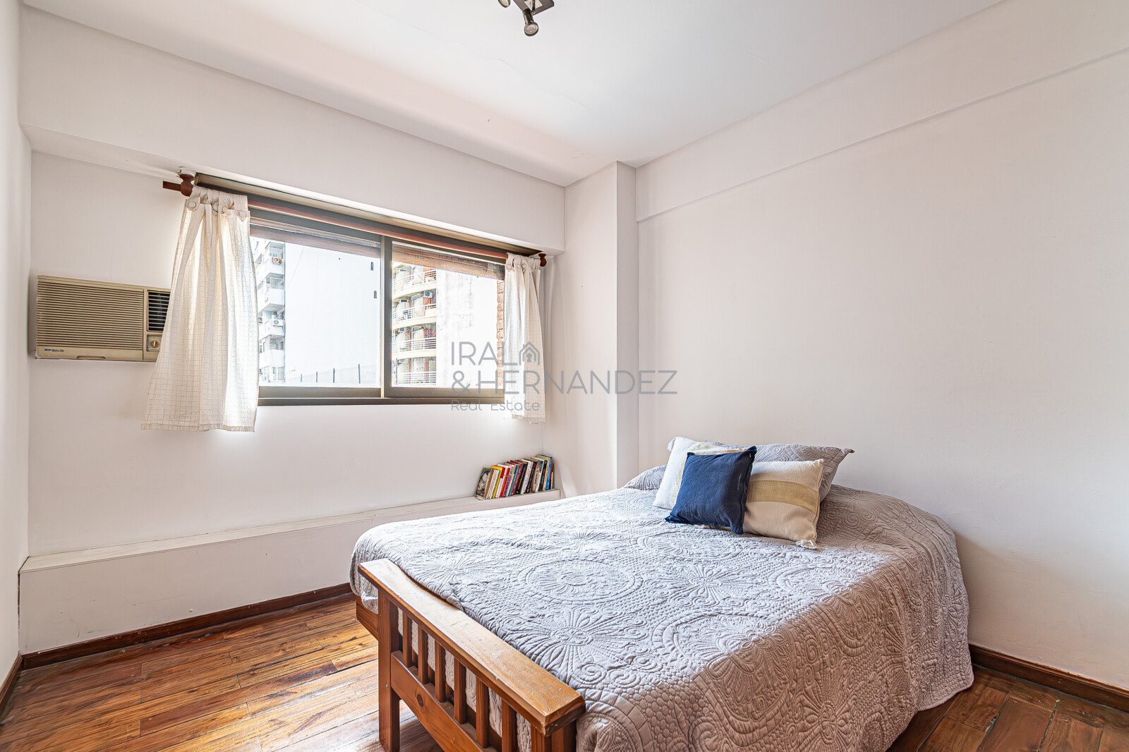 Semipiso 4 ambientes, en Av. Cabildo al 600 - Venta - 17